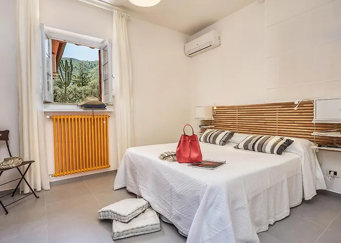 Villa Coda Di Volpe Sul Mare