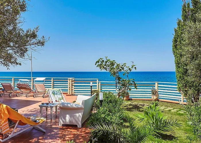 Coda Di Volpe Sul Mare