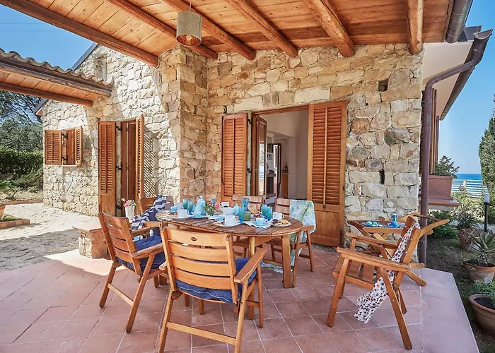 Coda Di Volpe Sul Mare * Cefalù